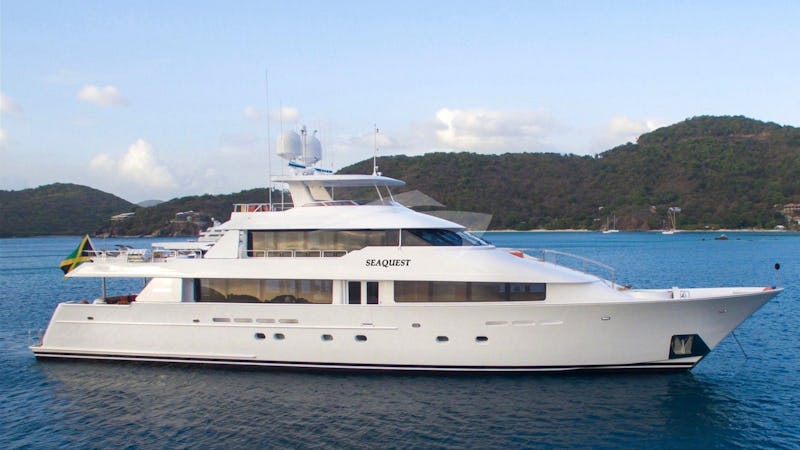 Yacht Charter SEAQUEST