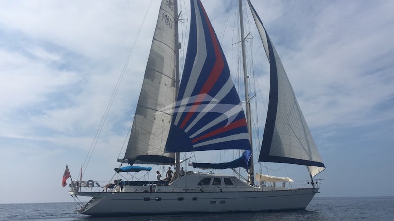 Yacht Charter CRAFTSMANS ART