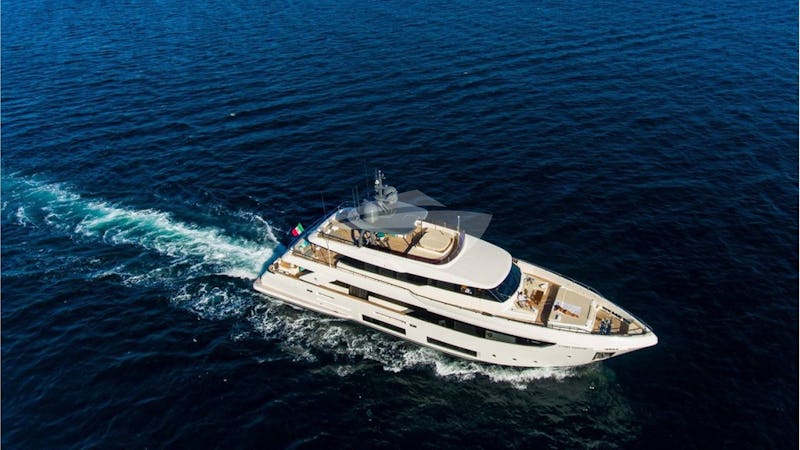 Yacht Charter PENELOPE