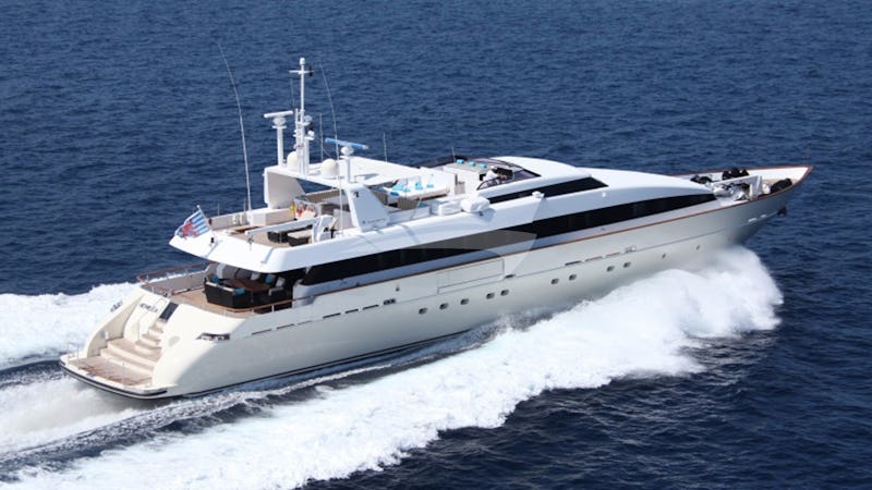 Yacht Charter HEMILEA
