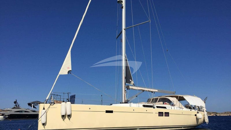 Yacht Charter BUOYANT