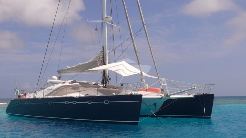 Yacht Charter FELICIA