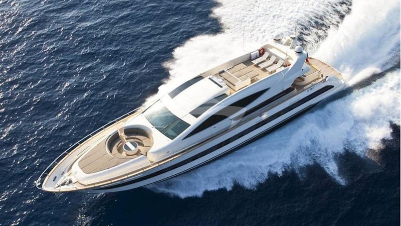 Yacht Charter TOBY