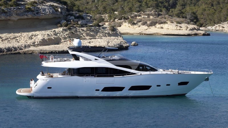 Yacht Charter AQUA LIBRA