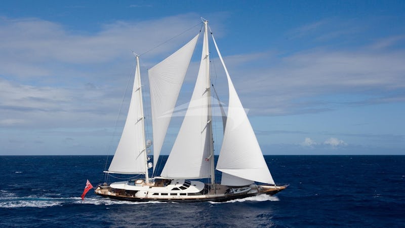 Yacht Charter ANTARA