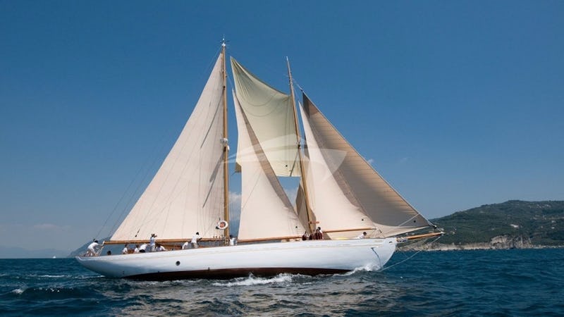 Yacht Charter ORIANDA