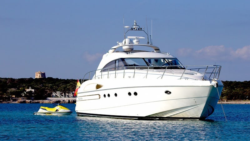 Yacht Charter MANZANA