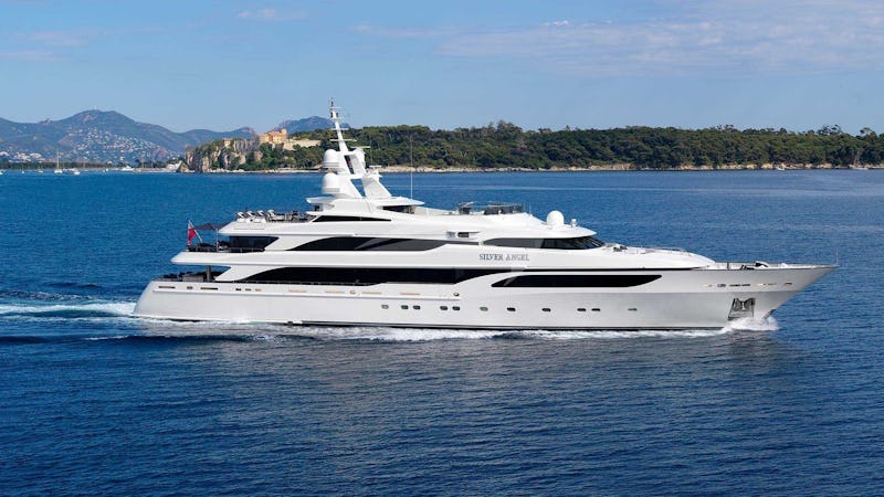 Yacht Charter SILVER ANGEL