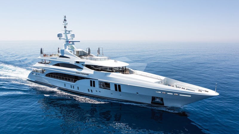 Yacht Charter OCEAN PARADISE