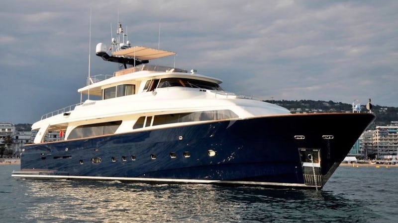 Yacht Charter CONQUISTADOR