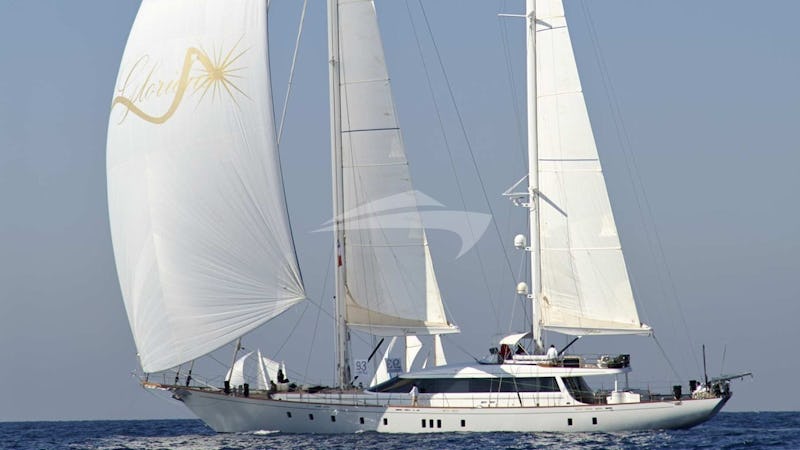 Yacht Charter GLORIOUS II
