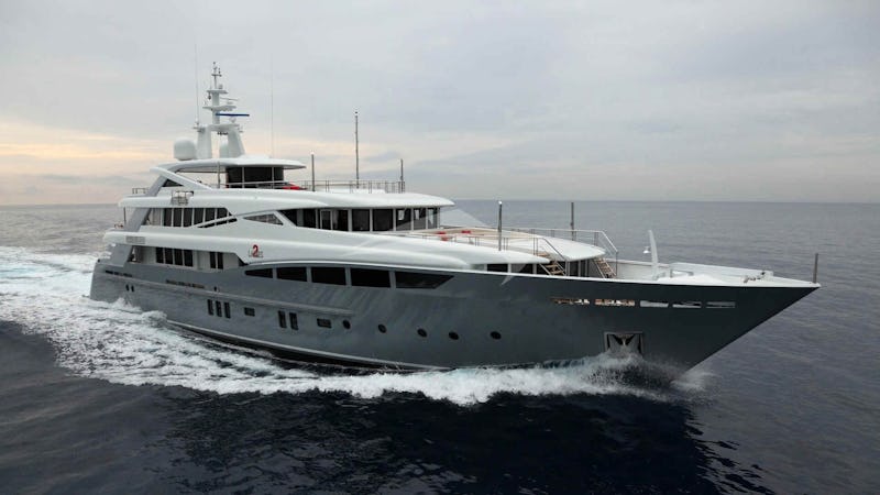 Yacht Charter 2 LADIES