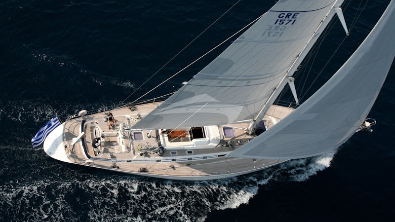 Yacht Charter CALLISTO