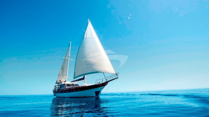 Yacht Charter EUPHORIA I