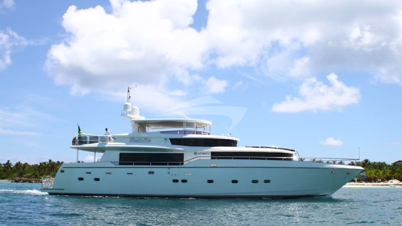 Yacht Charter SIXTY SIX