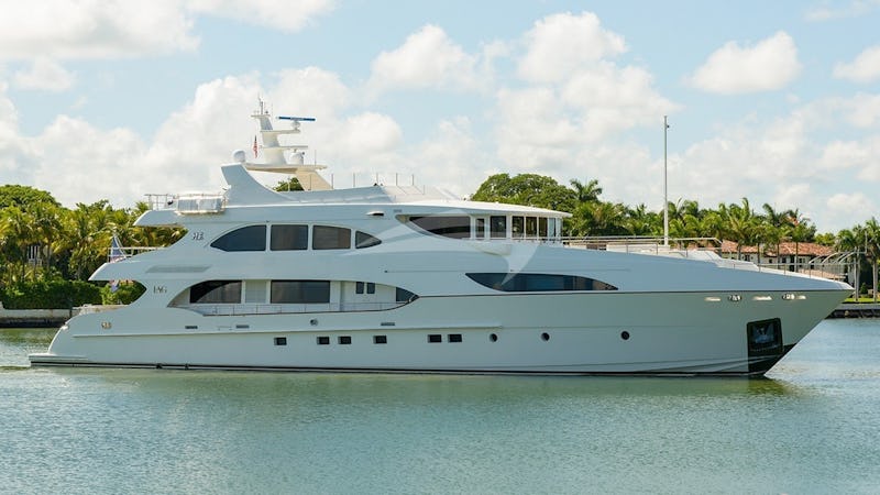 Yacht Charter SWEET CAROLINE