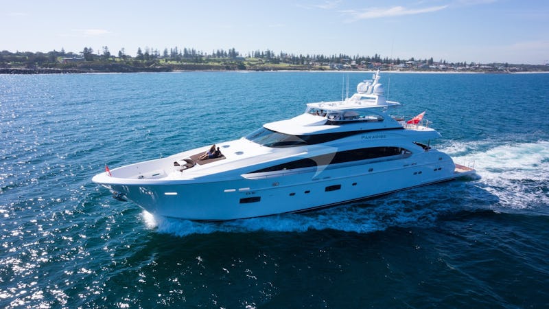 Yacht Charter PARADISE