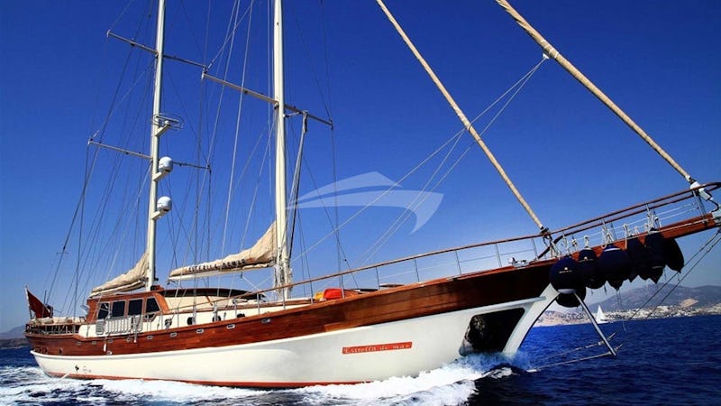 Yacht Charter ESTRELLA DE MAR