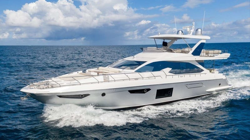 Yacht Charter BAR BAT VIA