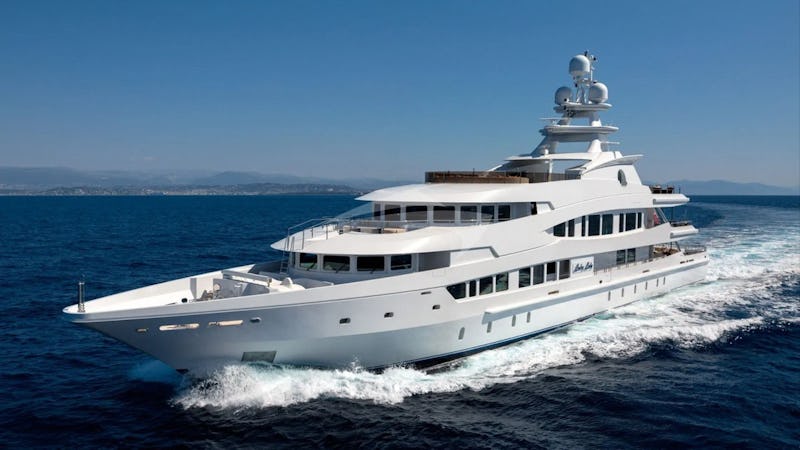 Yacht Charter LUCKY LADY
