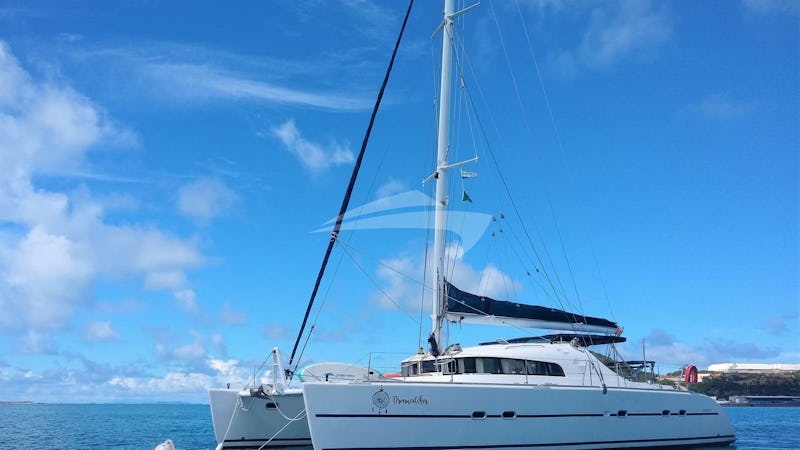 Yacht Charter DREAMCATCHER