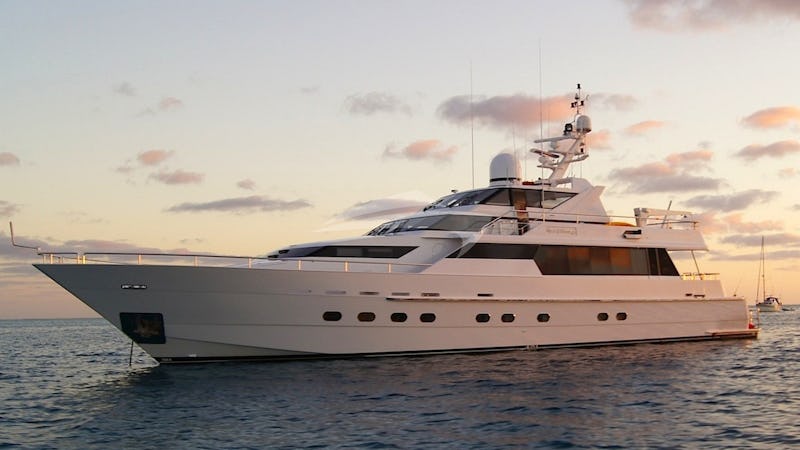Yacht Charter OSCAR II