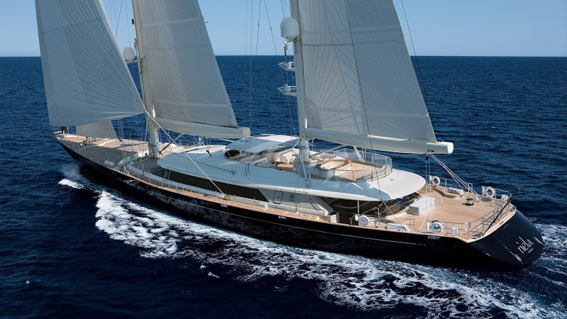 Yacht Charter ASAHI