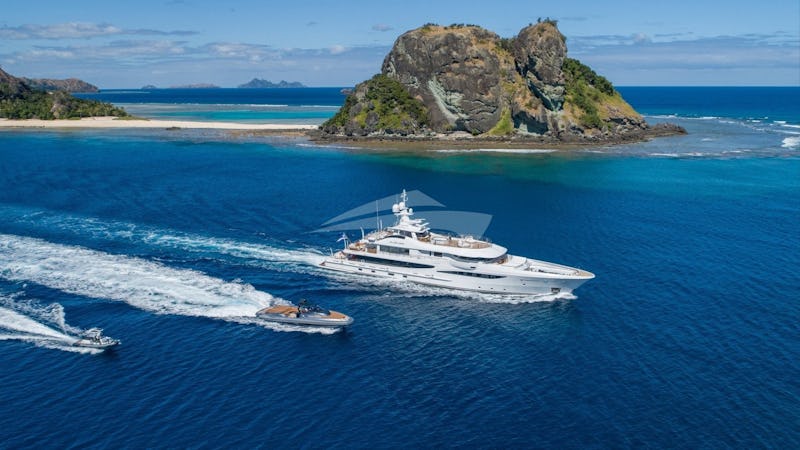 Yacht Charter DRIFTWOOD