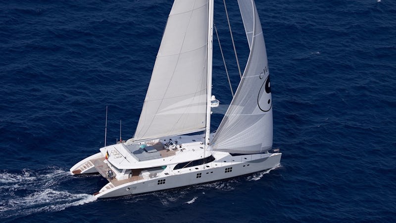 Yacht Charter CHE