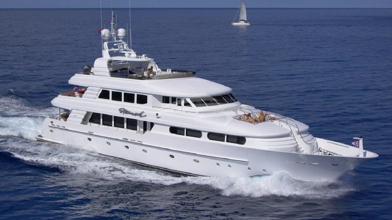 Yacht Charter NICOLE EVELYN