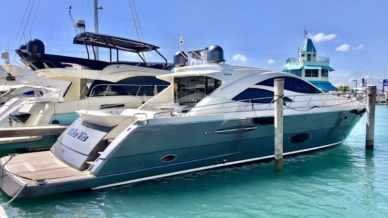 Yacht Charter DOLCE VITA