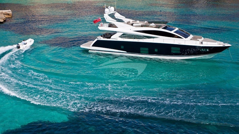 Yacht Charter SUMMER BREEZE
