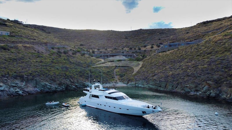 Yacht Charter WISH
