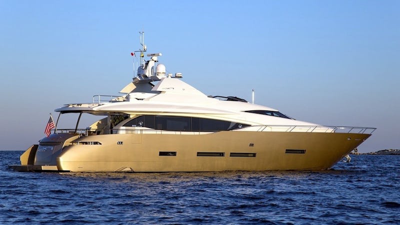 Yacht Charter KEROS ISLAND