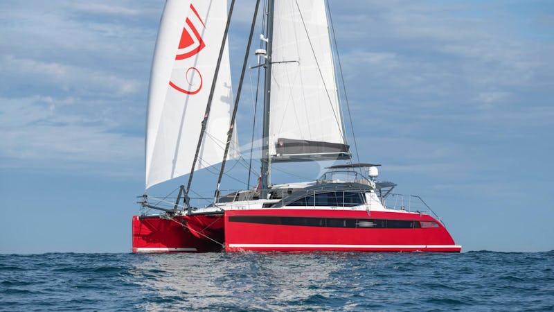 Yacht Charter ROGUE