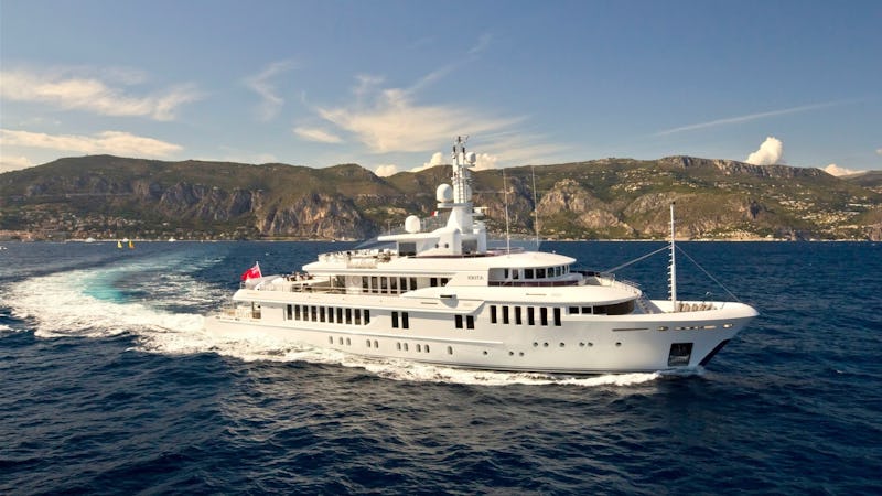 Yacht Charter KINTA