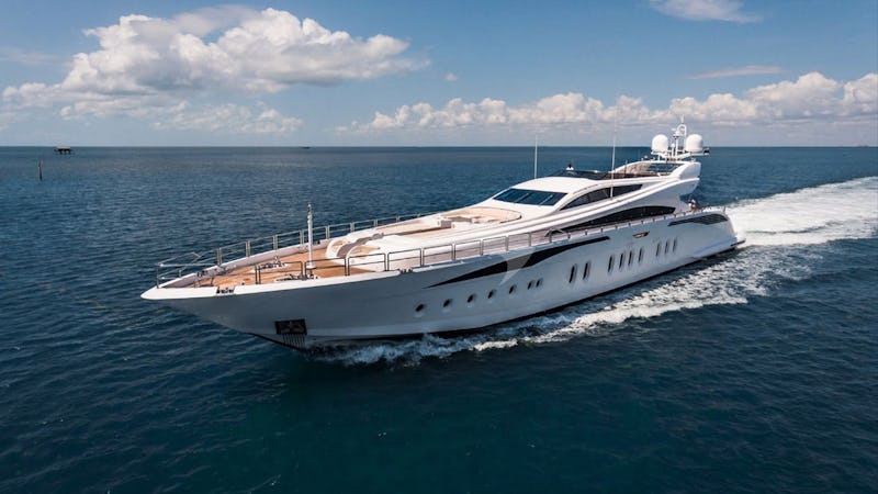 Yacht Charter TUTTO LE MARRANE