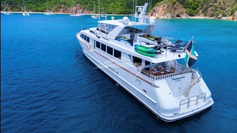 Yacht Charter THREE KINGS
