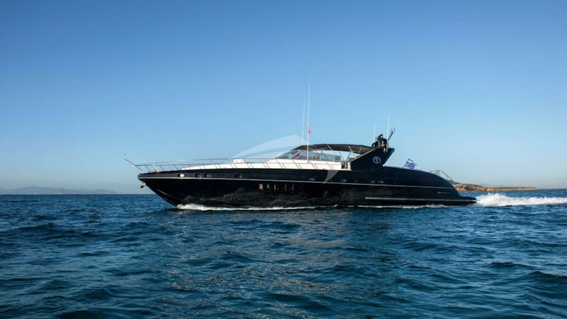 Yacht Charter TURN ON