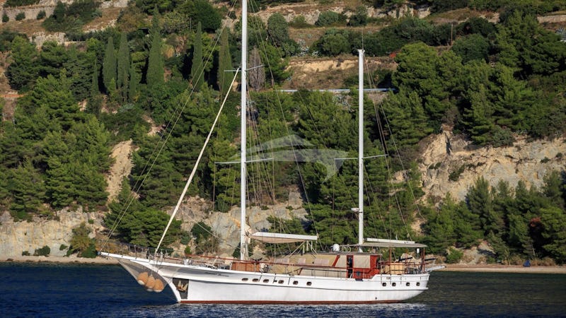 Yacht Charter SUMMER PRINCESS