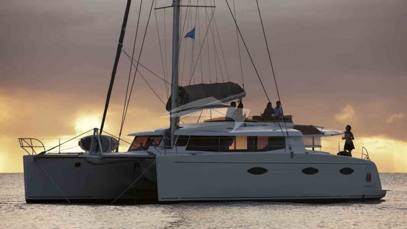 Yacht Charter LA VANDALAY