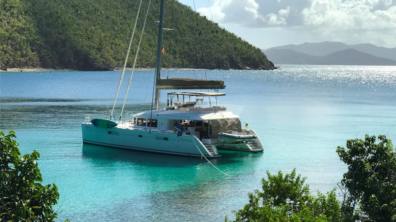 Yacht Charter AZULIA II