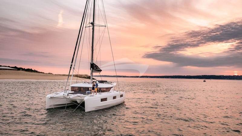 Yacht Charter RENDEZ-VOUS