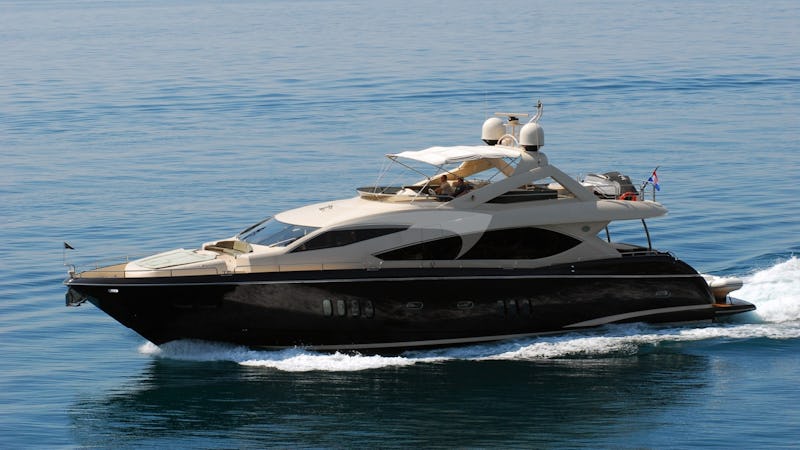 Yacht Charter CHOCO