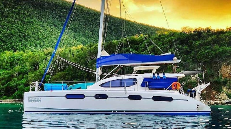 Yacht Charter DEEPBLUE