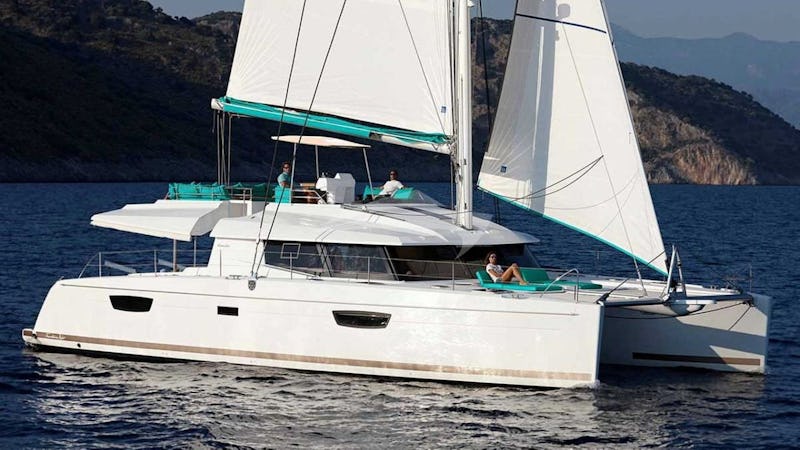 Yacht Charter JIM JAMS