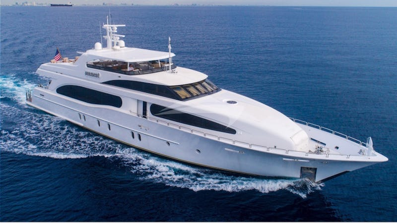 Yacht Charter DREAM