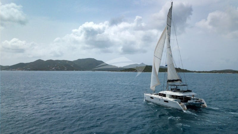 Yacht Charter GRANDE DAME