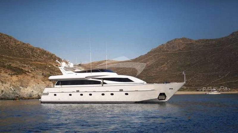 Yacht Charter ANAMEL
