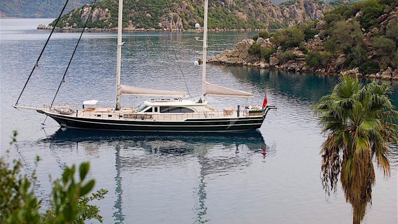 Yacht Charter SAILING NOUR